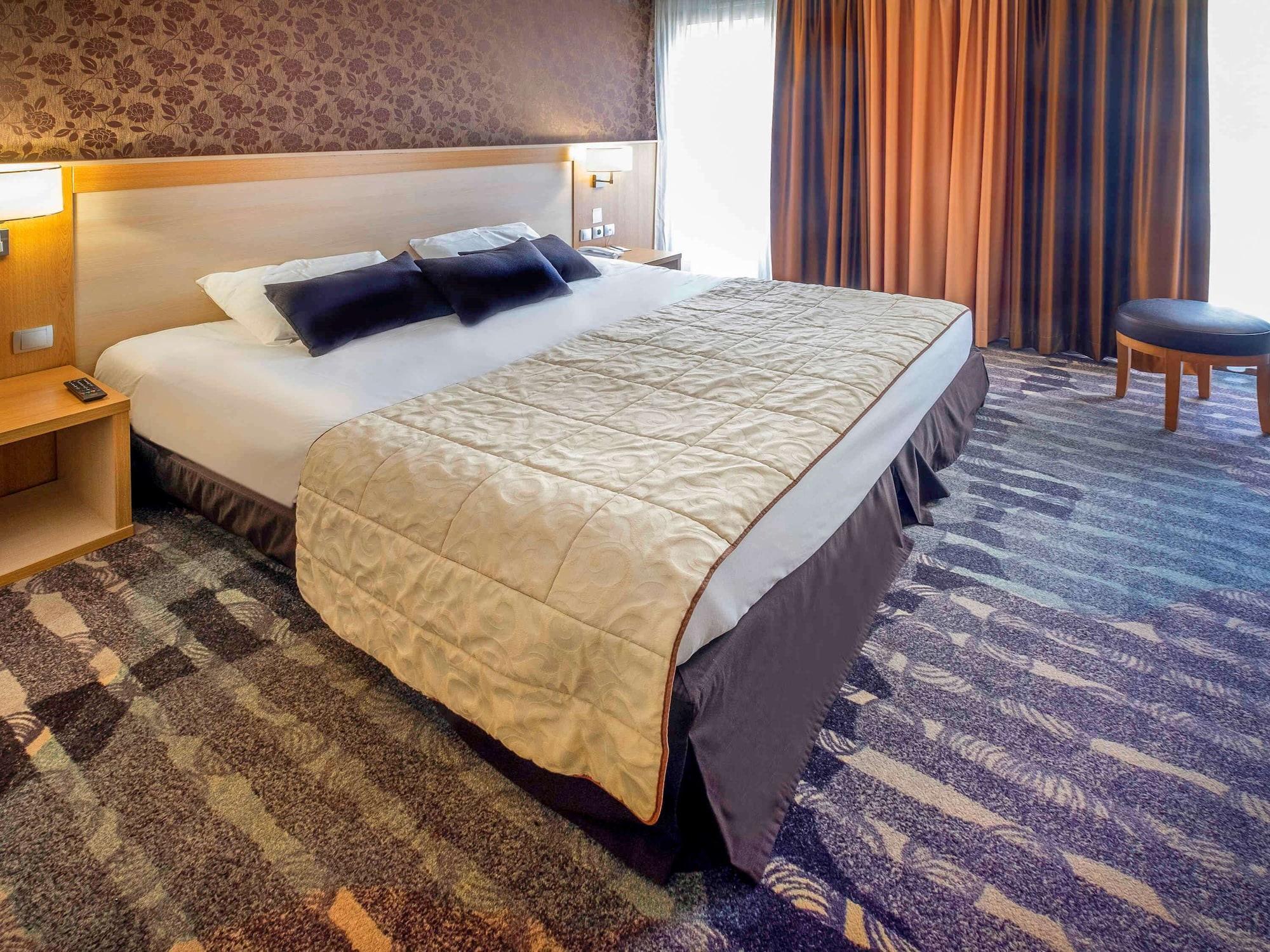 Mercure Rouen Centre Champ De Mars Εξωτερικό φωτογραφία