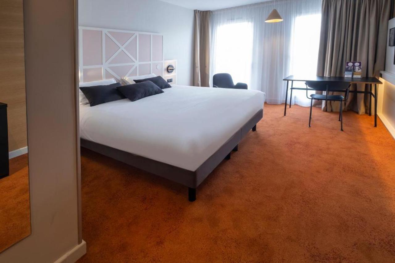Mercure Rouen Centre Champ De Mars Εξωτερικό φωτογραφία