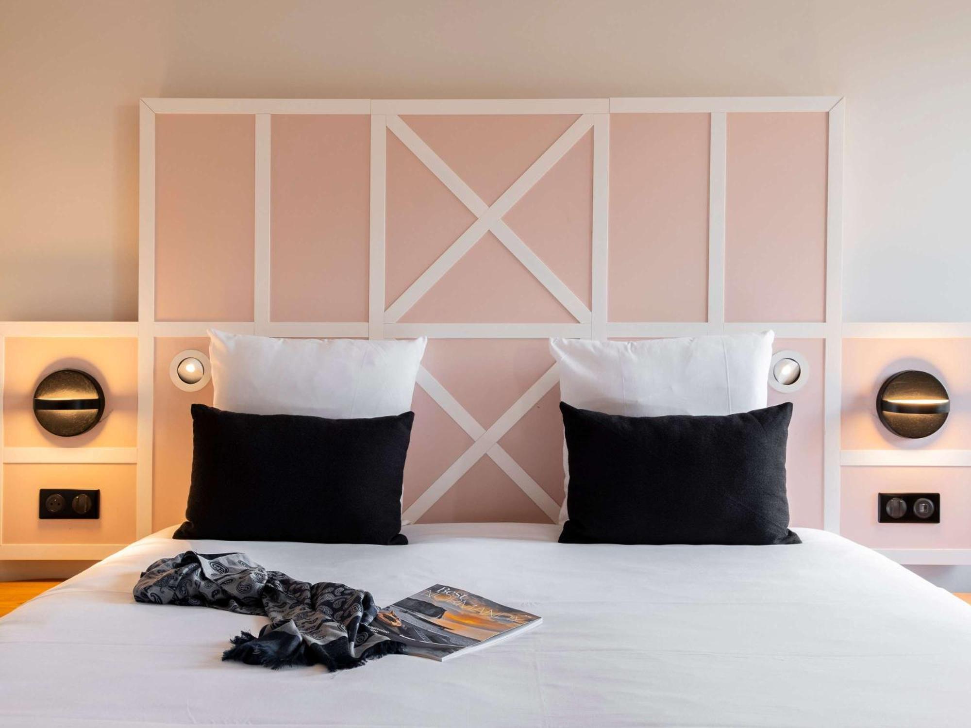 Mercure Rouen Centre Champ De Mars Εξωτερικό φωτογραφία